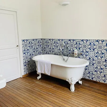 Chateau De Ramegnies-chin Bed and breakfast Tournai