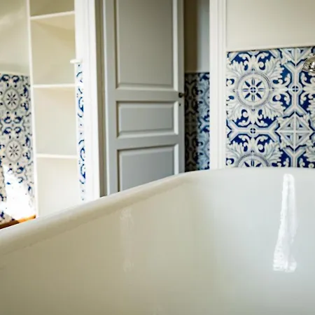 Bed and breakfast Chateau De Ramegnies-chin 2*